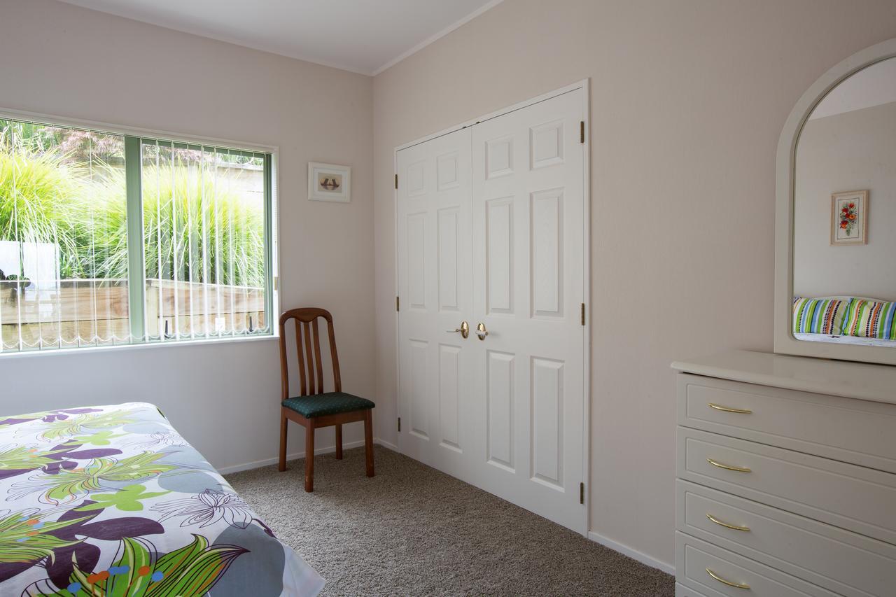 Ocean View B&B Whitianga Esterno foto